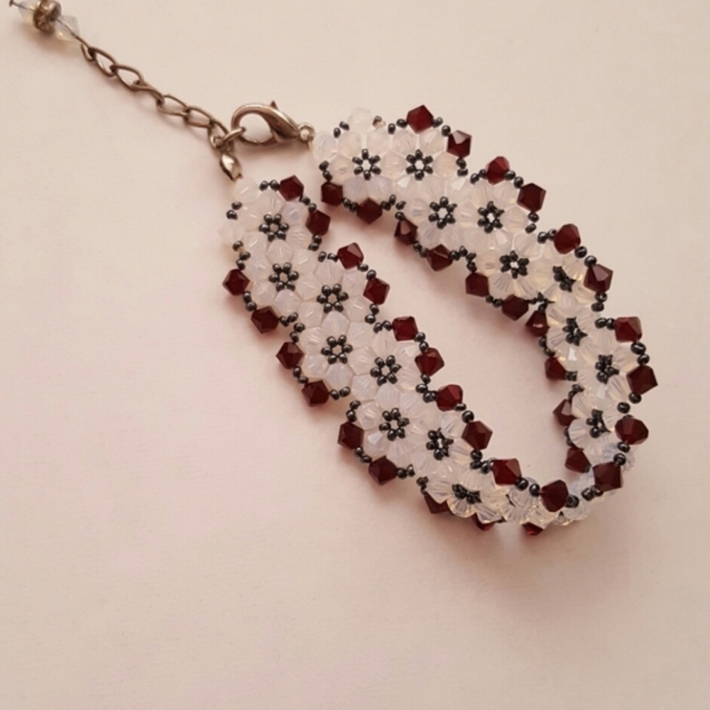 Floral Beaded Bracelet